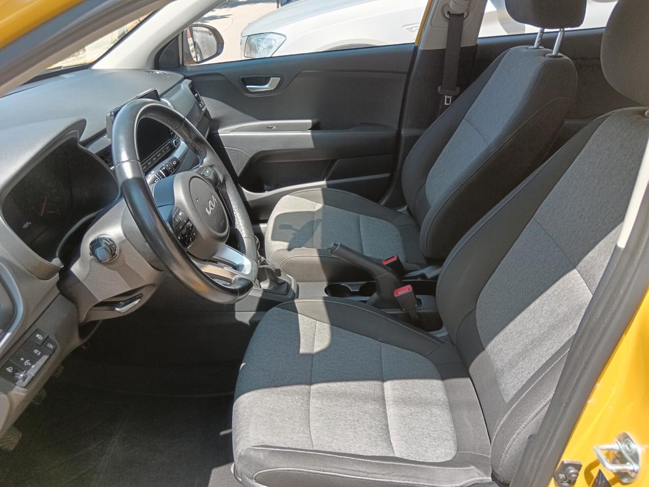 Kia Stonic 1.2 DPI 84CV RETROCAMERA CARPLAY
