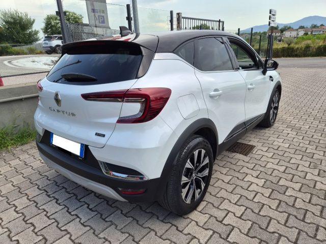 RENAULT Captur Plug-in Hybrid E-Tech 160 CV Techno