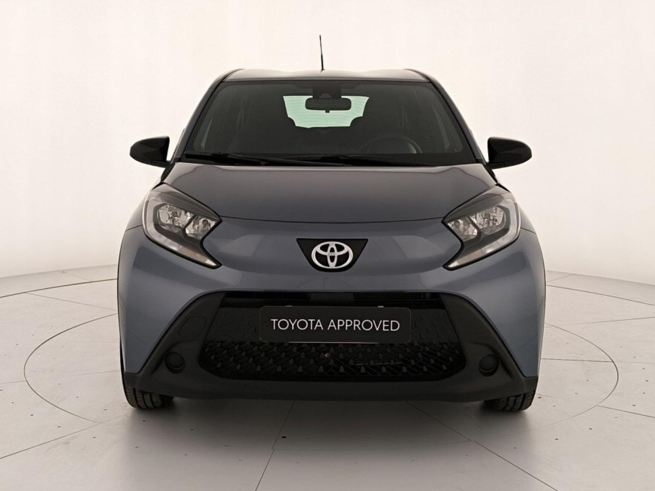 Toyota Aygo x 1.0 active 72cv s-cvt