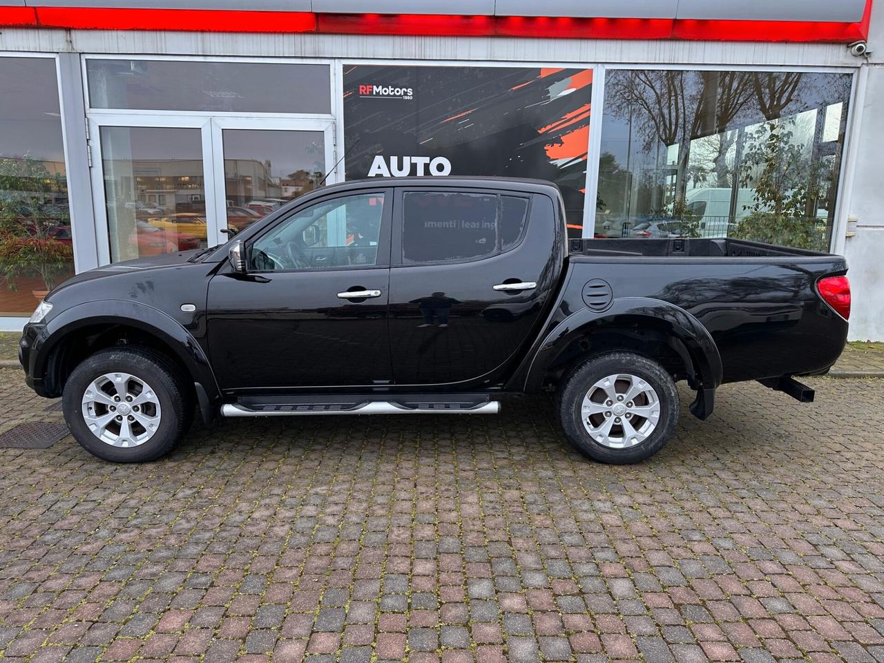 Mitsubishi L200 2.4 DI-D/181CV Double Cab Intense Hp Mivec