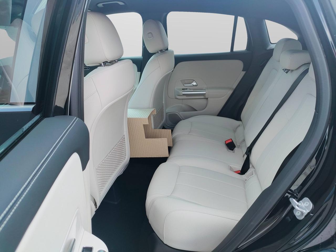Mercedes-Benz GLA 180 d