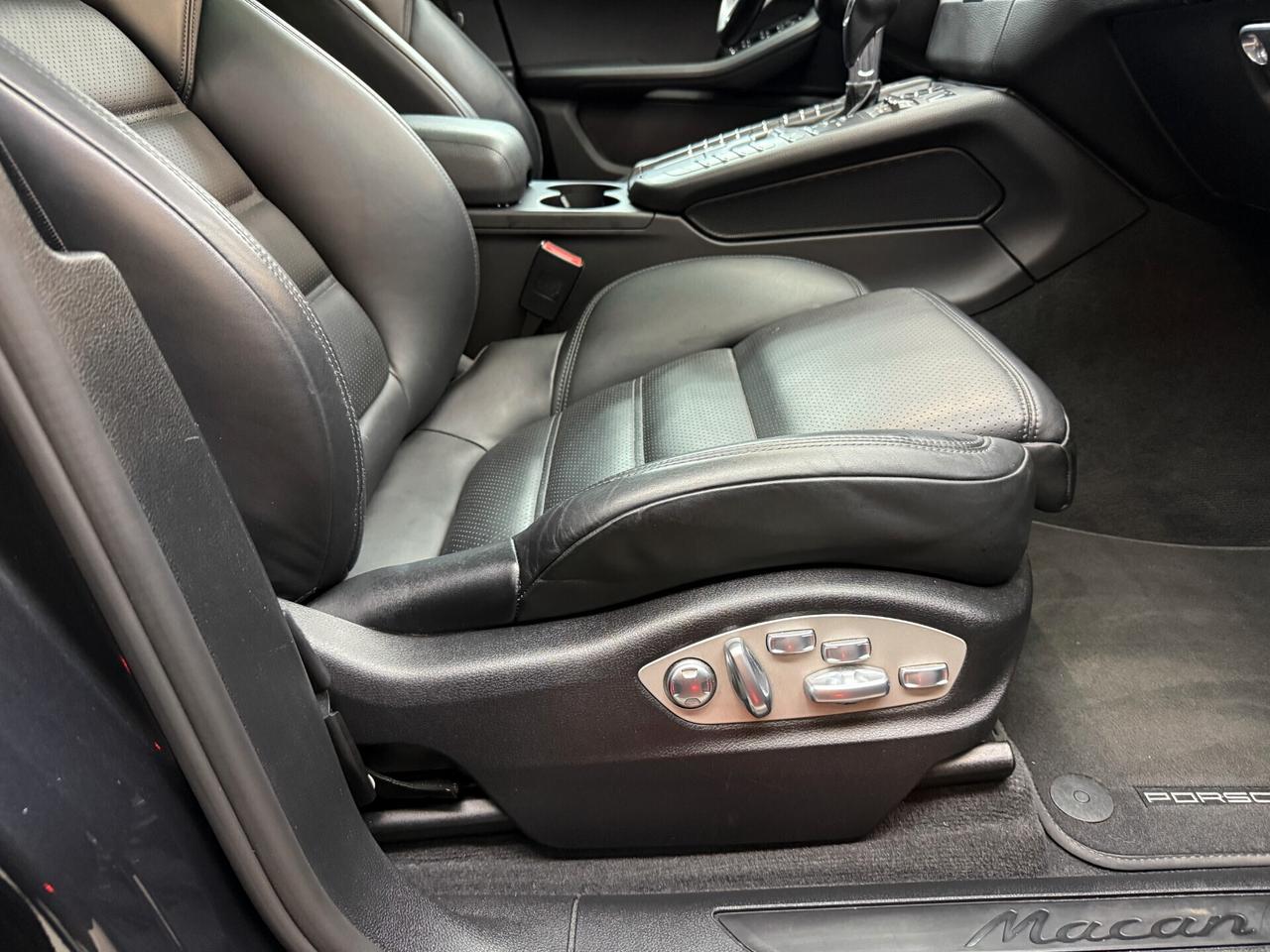 Porsche Macan 2.0 252CV PDK Tetto Panoramico