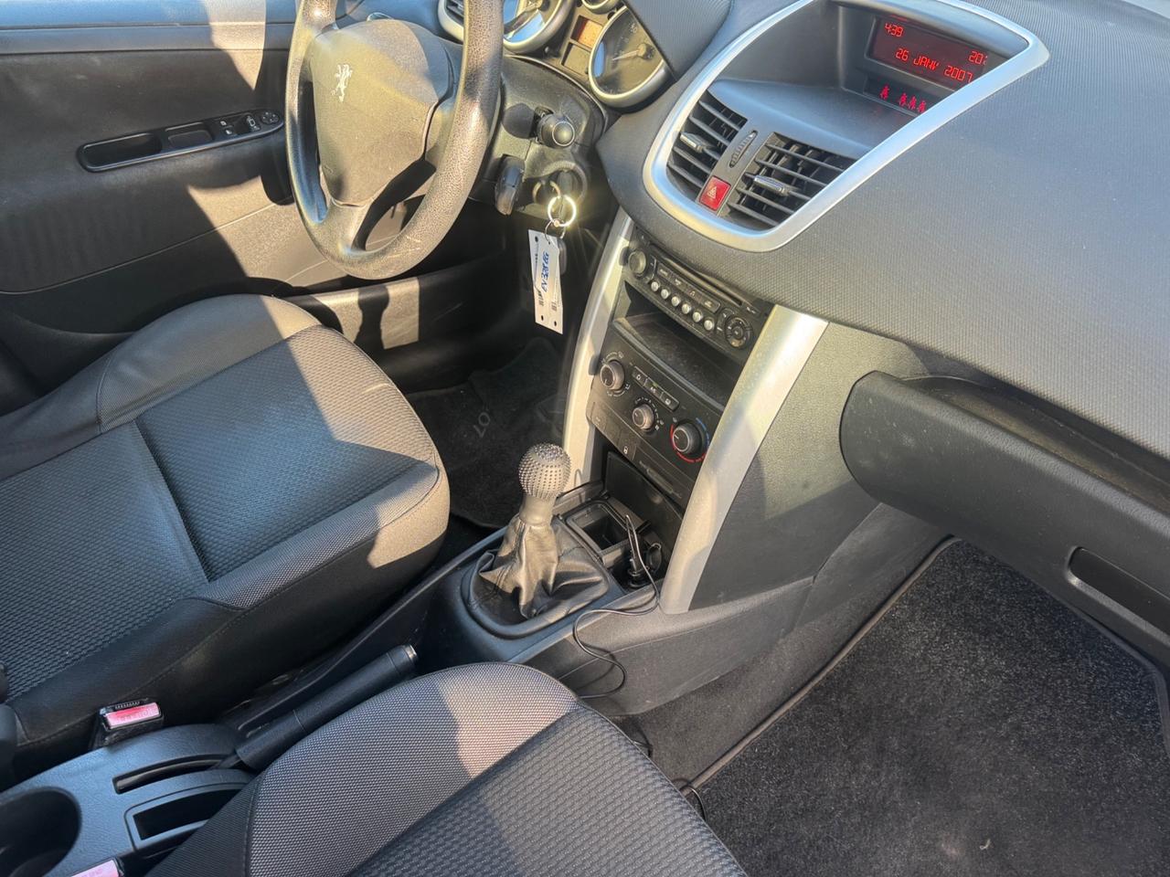 Peugeot 207 Plus 1.4 HDi 5p neopaten garanzia 12 mesi