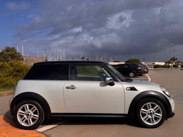 MINI Cooper D 1.6 COOPER D+CERCHI+V.SCURI.VOLANTE MULTIFUNZIONE