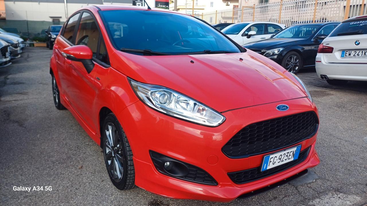 Ford Fiesta 1.5 TDCi 75CV 5 porte ST-Line