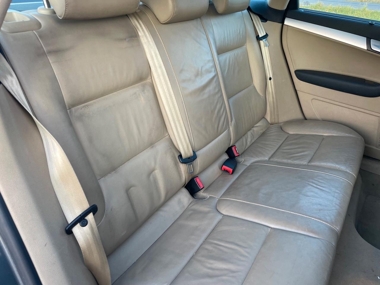 Audi A3 SPB 2.0 16V TDI Ambiente AUTOMATICO