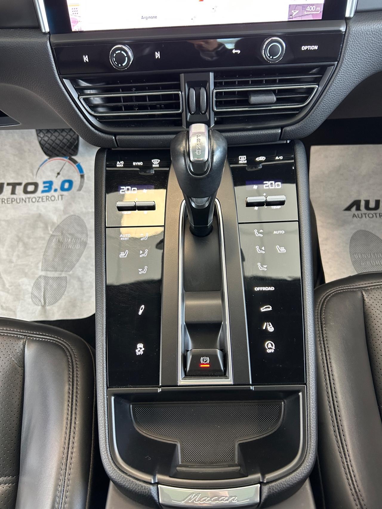 Porsche Macan 2.0 T Auto