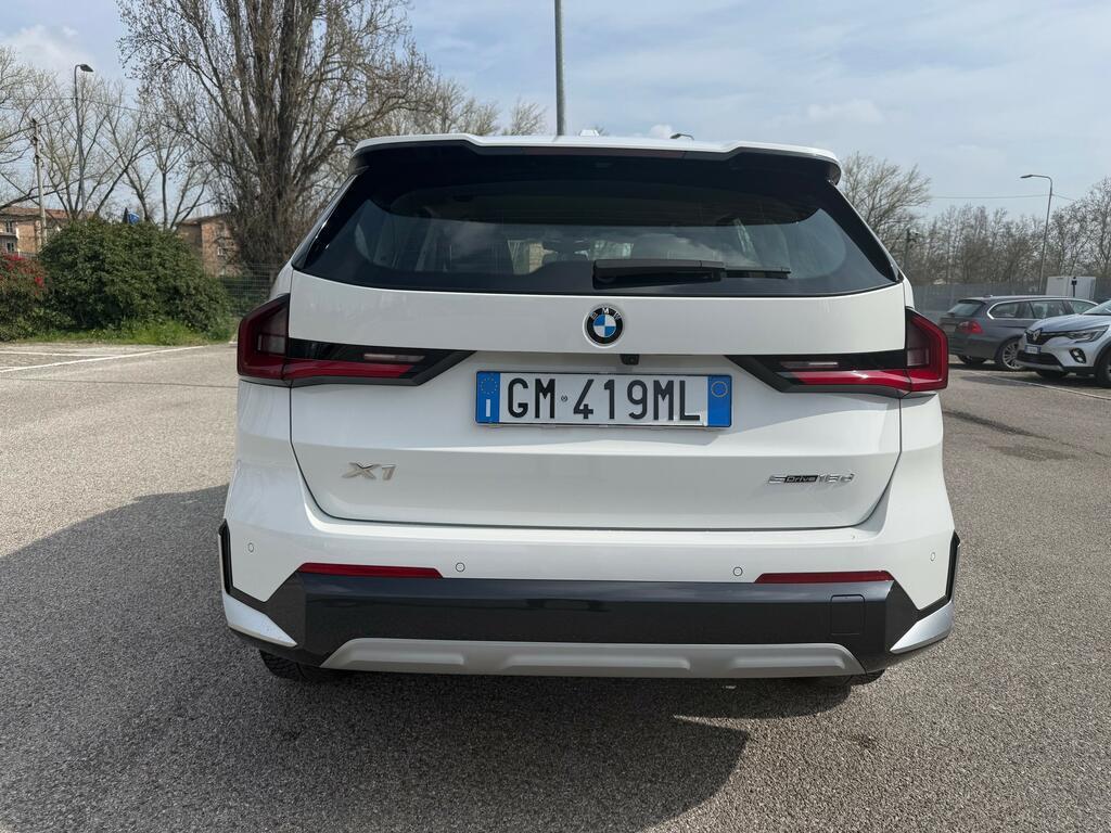 BMW X1 18 d xLine sDrive DCT