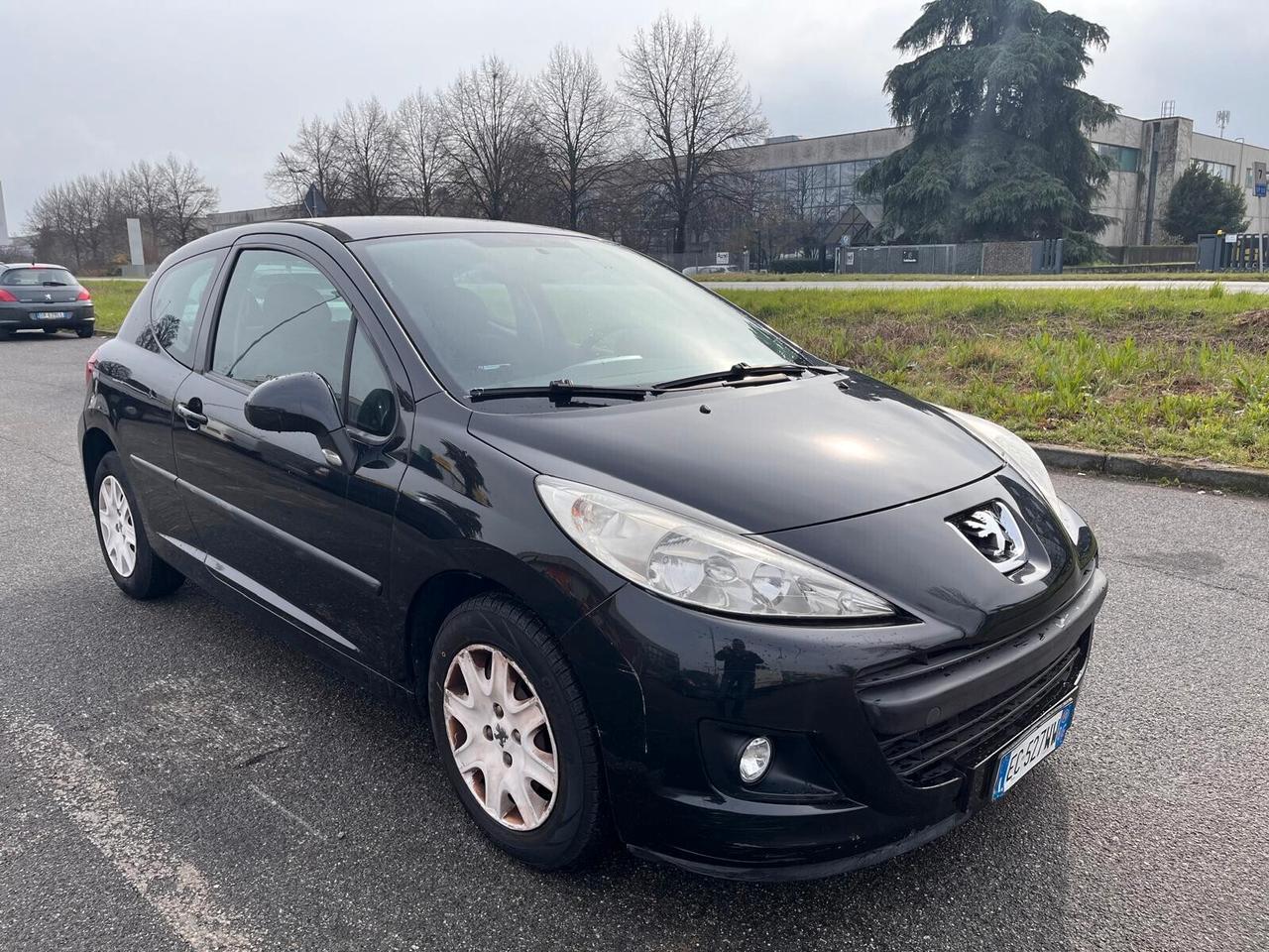 Peugeot 207 1.4 8V 75CV 3p.