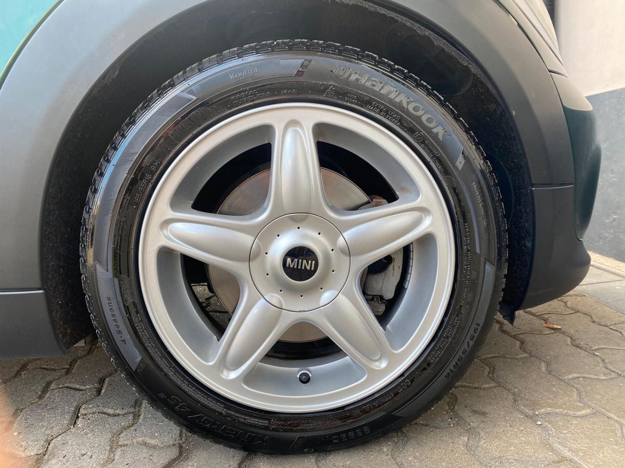 Mini 1.6 16V One (55kW)