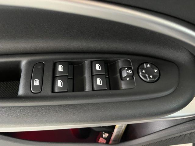 JEEP Avenger 1.2 T Summit /F.LED/KEY CONF.+PORTEL.AUTO./TELECAM