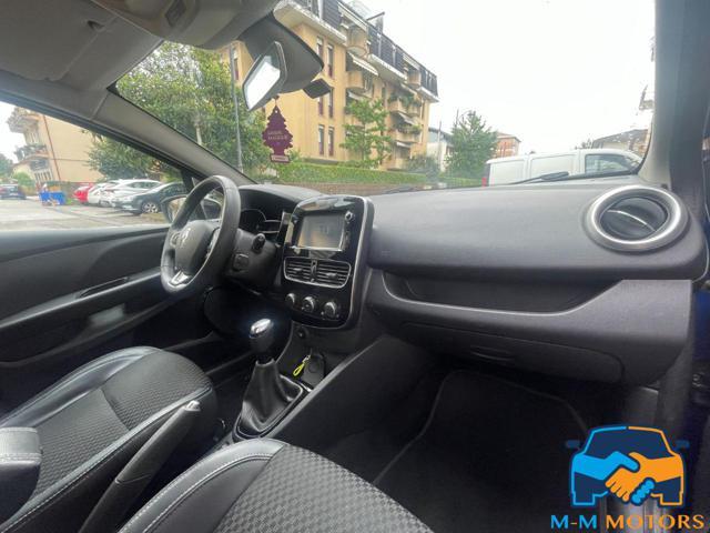 RENAULT Clio neo patentati + garanzia 12 mesi