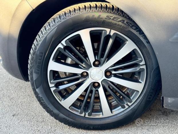 PEUGEOT 208 BlueHDi 75 5 porte Allure IDEALE PER
