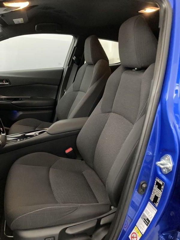 Toyota C-HR 1.8 Hybrid E-CVT Trend