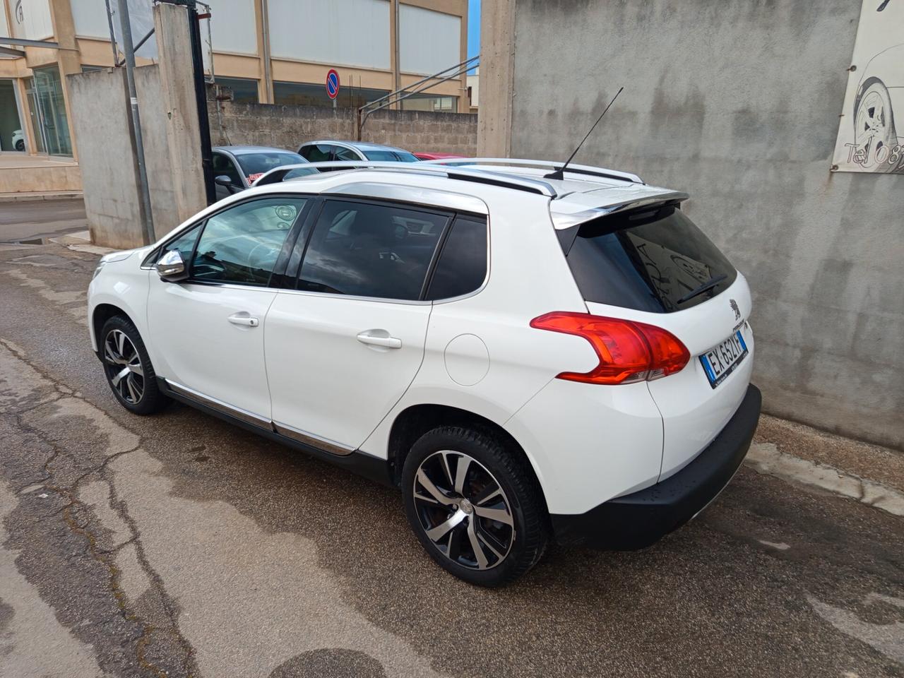Peugeot 2008 1.6 e-HDi 92 CV Stop&Start Allure