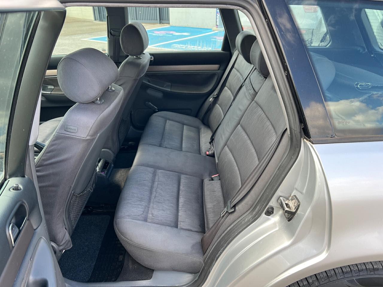 Audi A4 1.9 TDI 110cv Avant Advance - 2000
