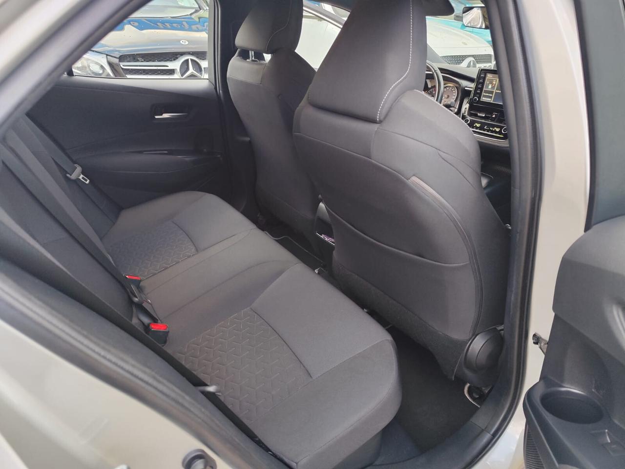 Toyota Corolla 1.8 Hybrid Style