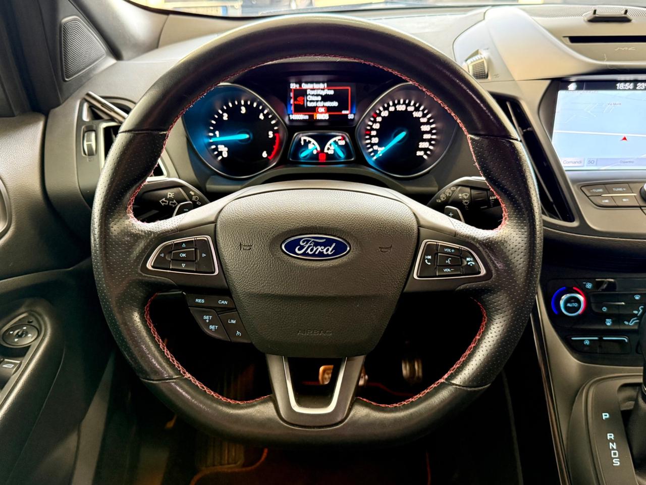 Ford Kuga 2.0 TDCI 120 CV S&S 2WD Powershift ST-Line