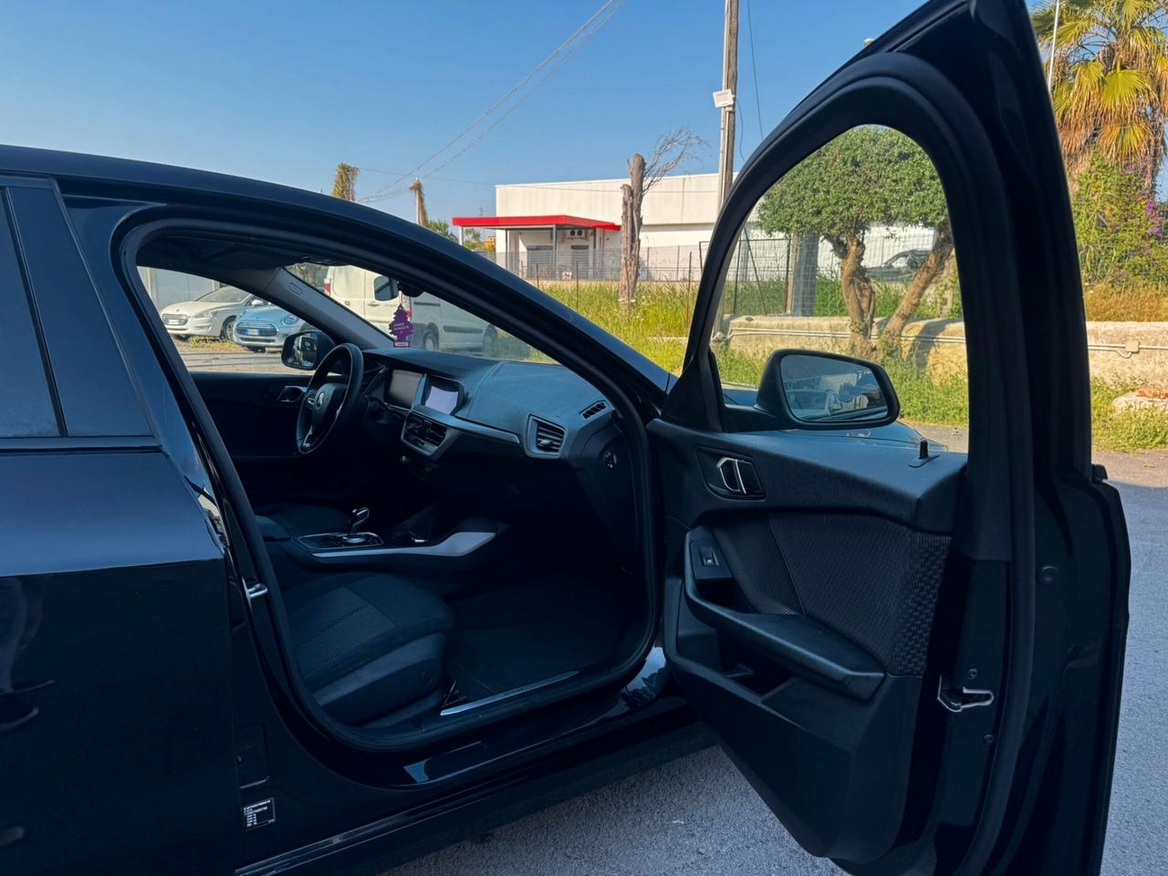 Bmw 116 116d 5p. Advantage