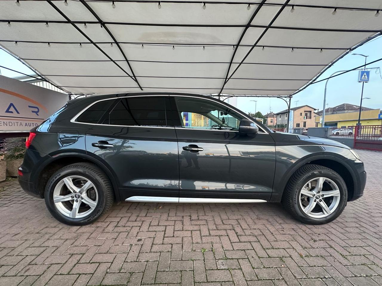 Audi Q5 Sport 2.0 35 TDI #7429
