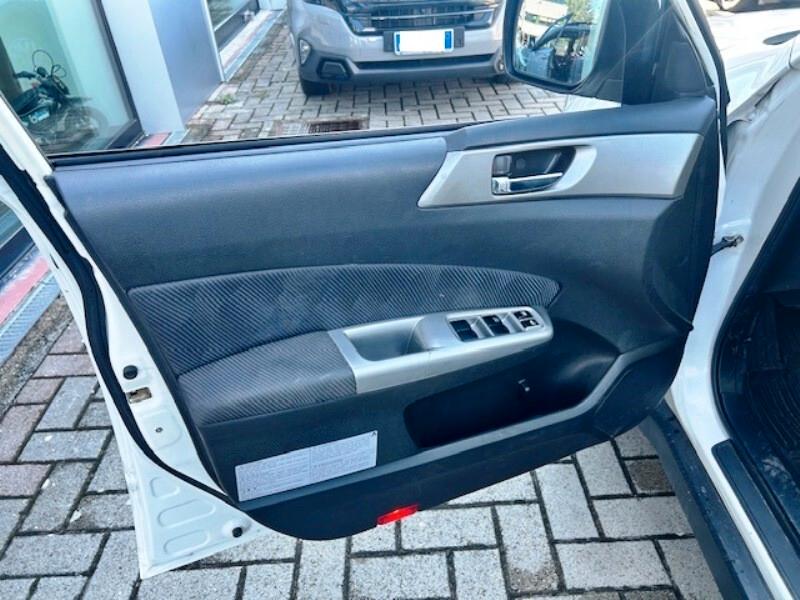 Subaru Forester 2.0X Bi-Fuel - Motore revisionato - Gancio Traino -