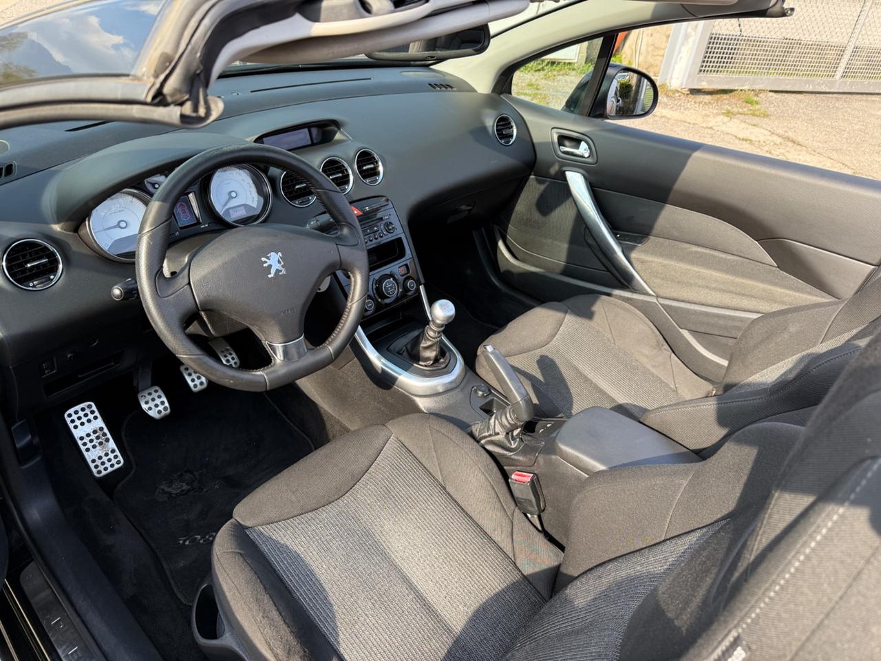 Peugeot 308 CABRIO 1.6 HDi 112CV CC Féline 2010