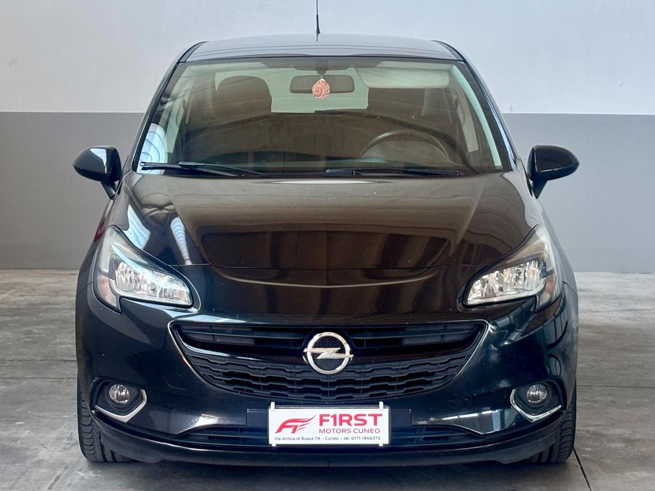 Opel Corsa 1.2 5 porte b-Color