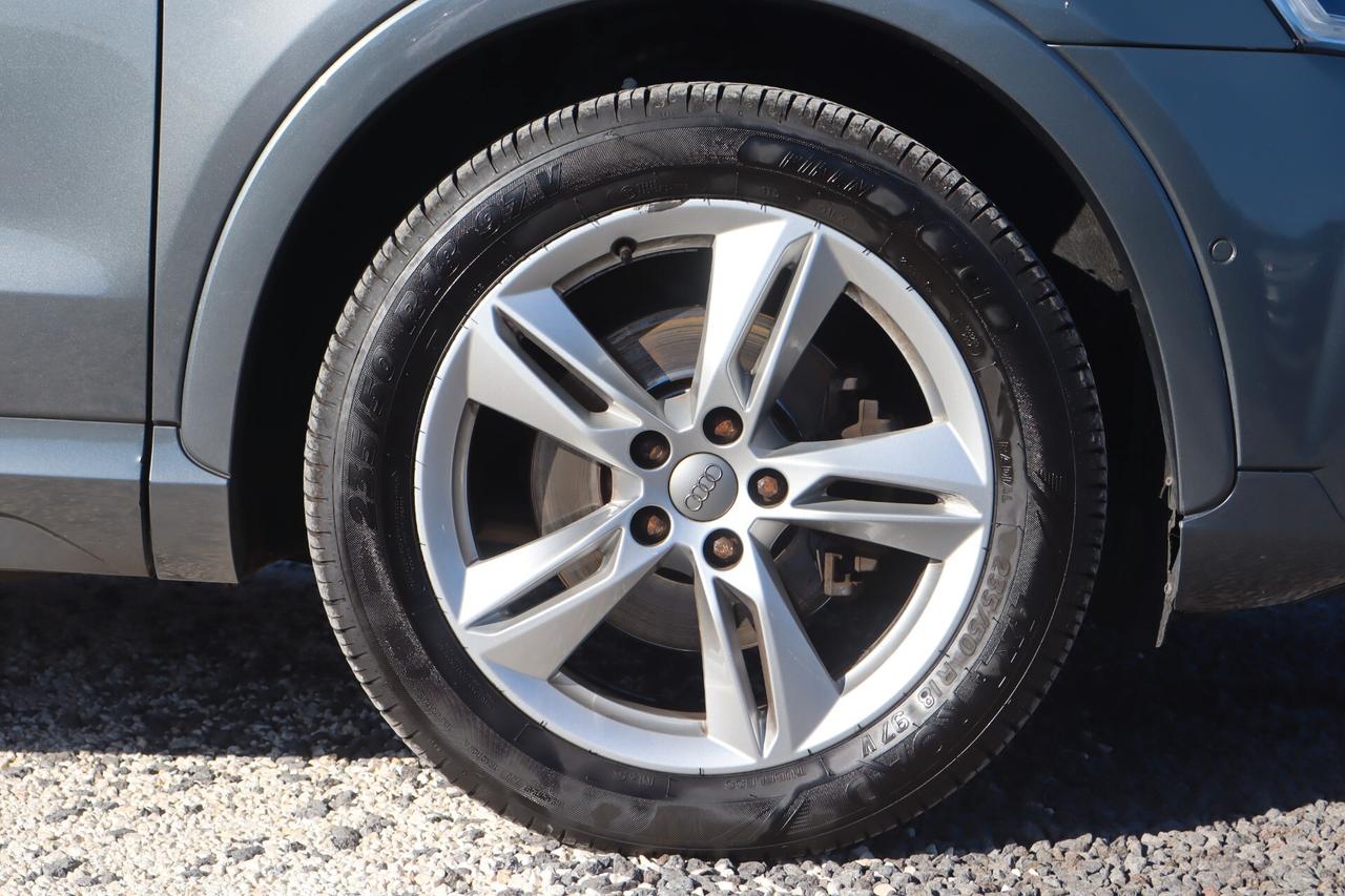 Audi Q3 2.0 TDI Tua A SOLI 172€
