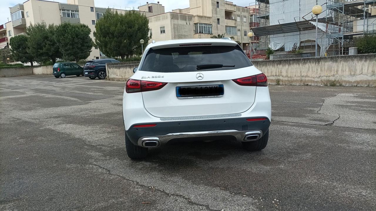 Mercedes-benz GLA 200 GLA 200 d Automatic Sport Plus