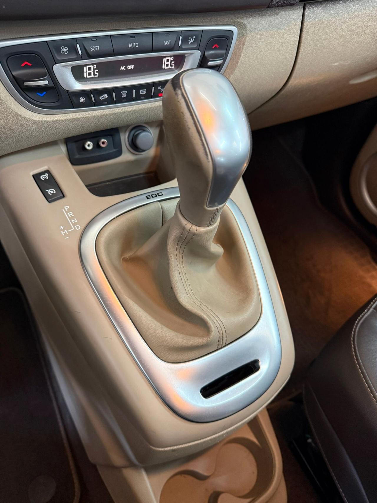 Renault Scenic X-Mod 1.5 dCi 110CVDynamique