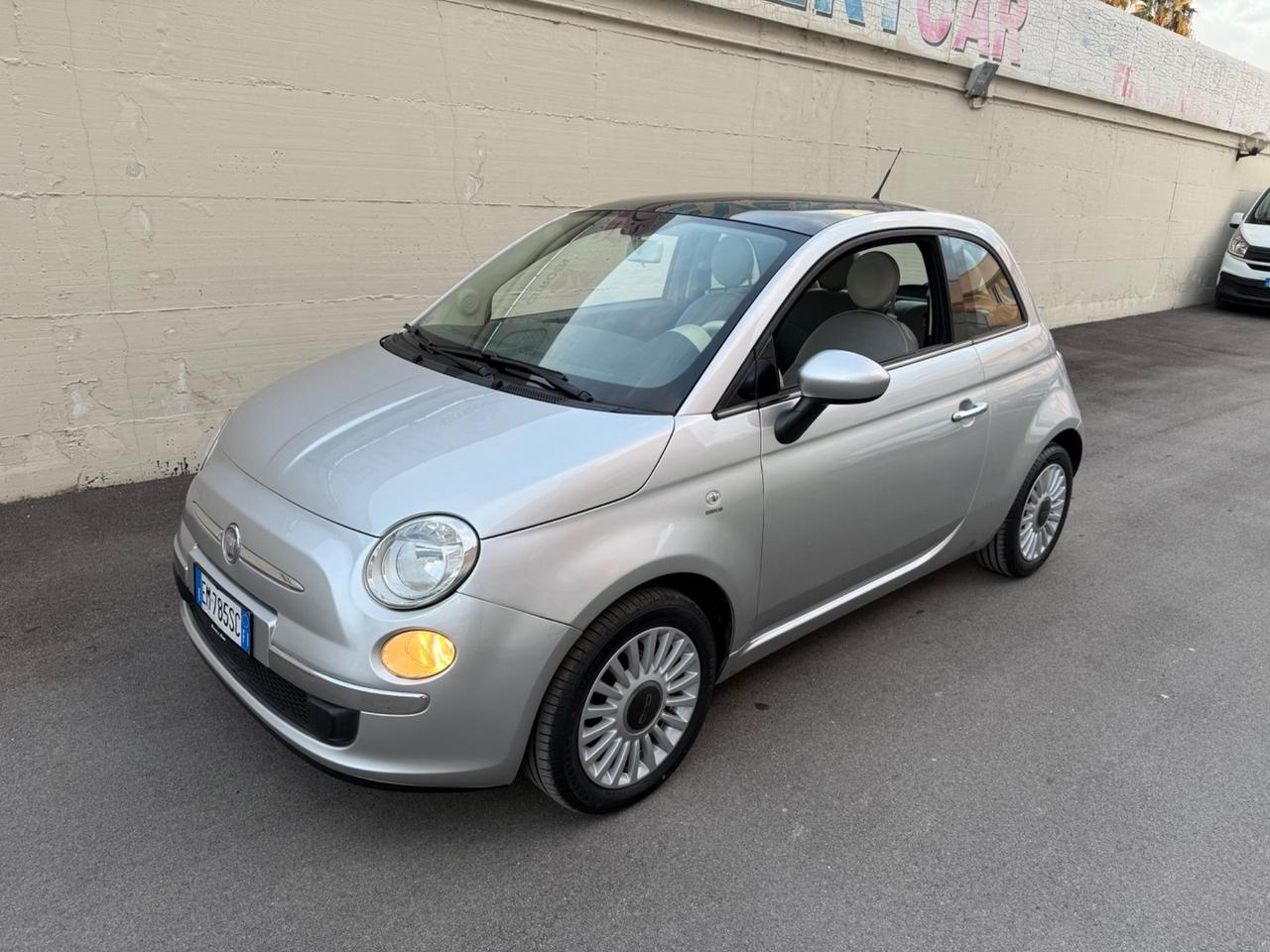 Fiat 500 1.2benzina Lounge - 2012