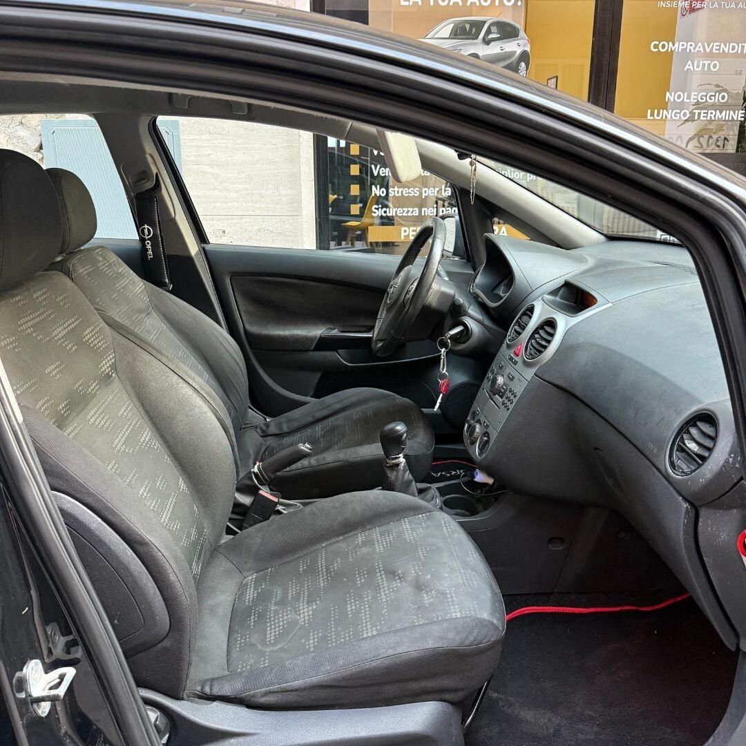 Opel Corsa 1.2 5 porte Cosmo