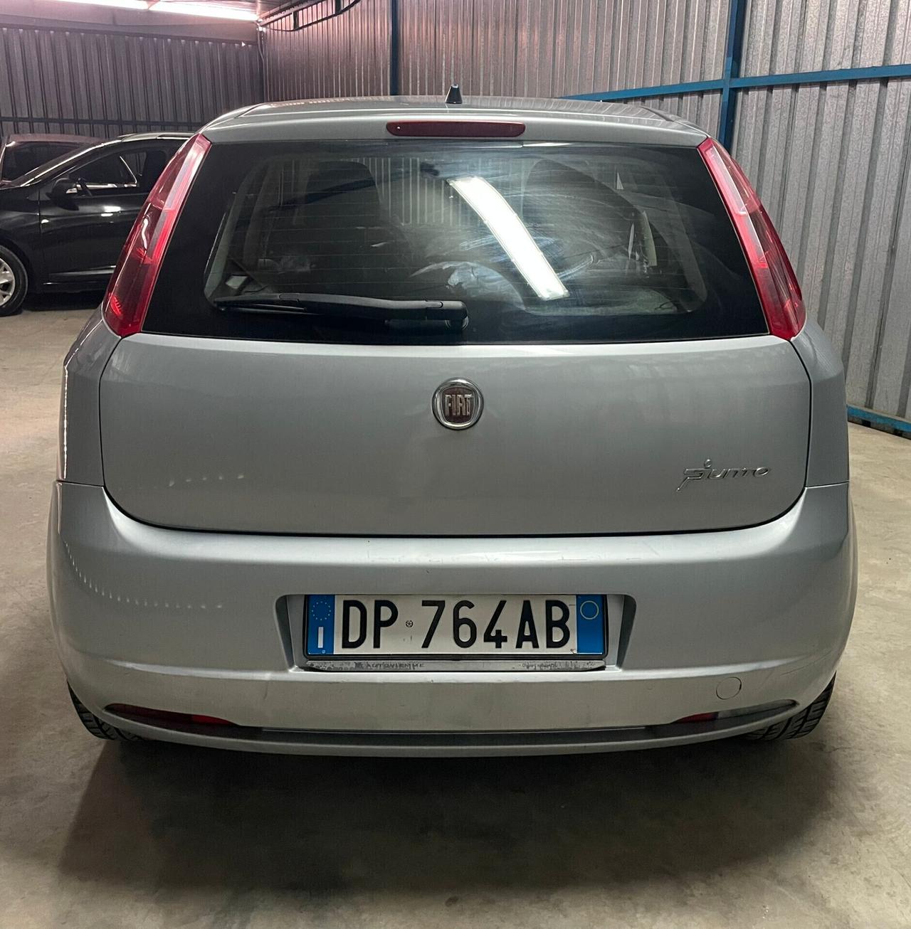 FIAT GRANDE PUNTO 1.2 - NEOPATENTATI