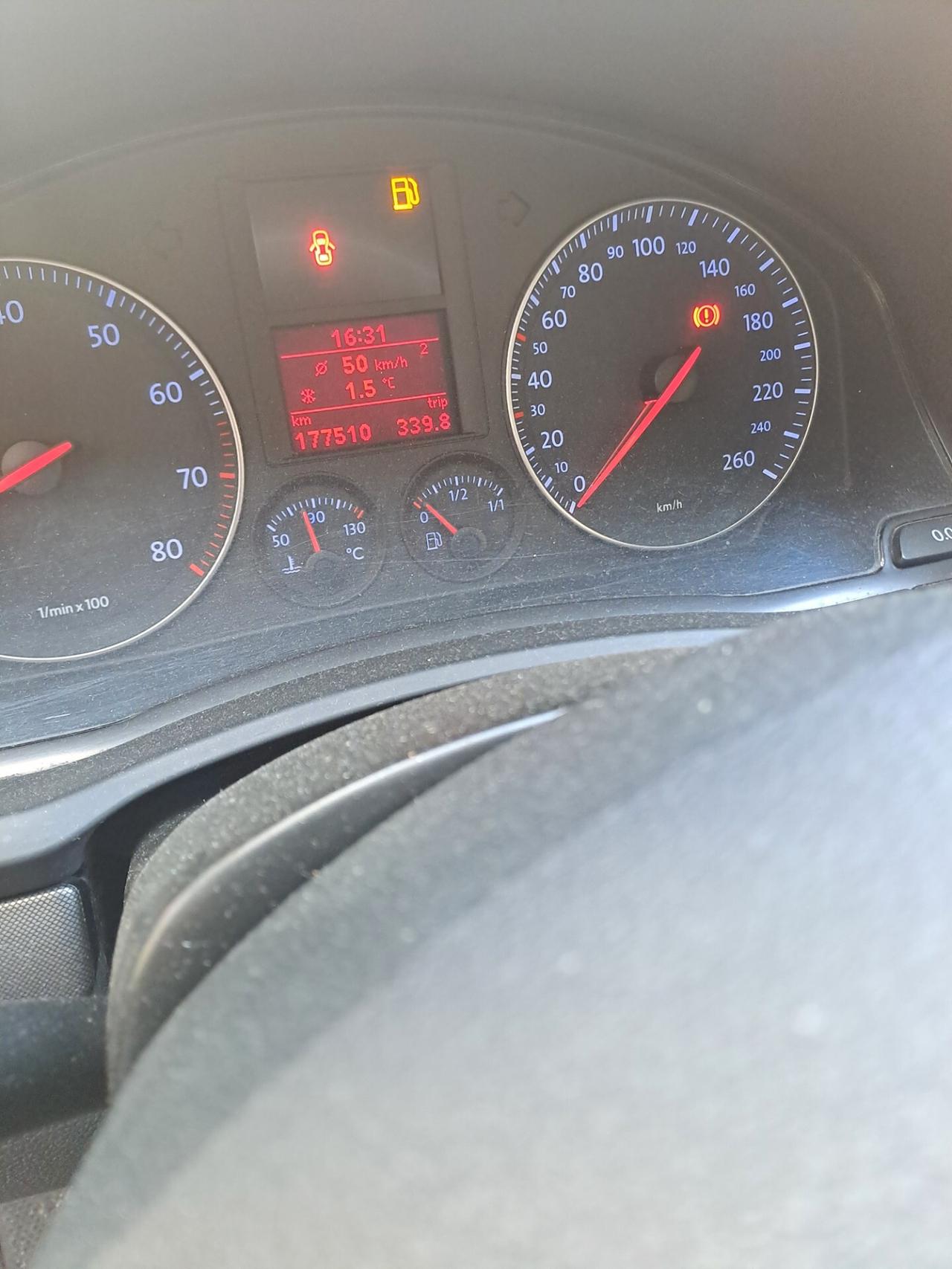 Volkswagen Golf 1.6 16V FSI 5p. Comfortline