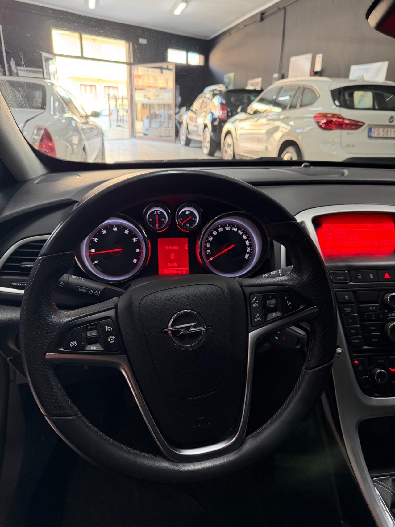 Opel Astra gtc 1.6 180cv 3p berlina