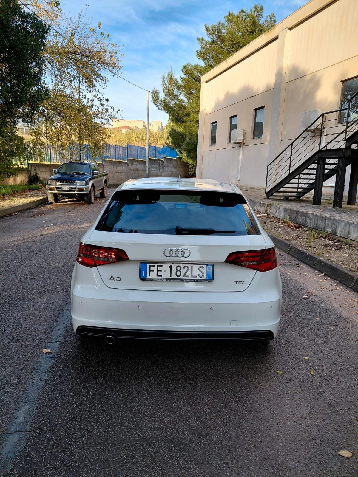 Audi A3 SPB 1.6 TDI clean diesel quattro Ambition