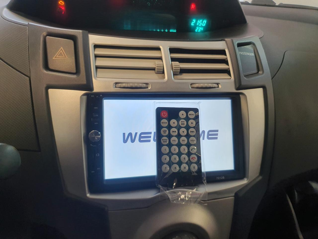 Toyota Yaris 1.0 benzina