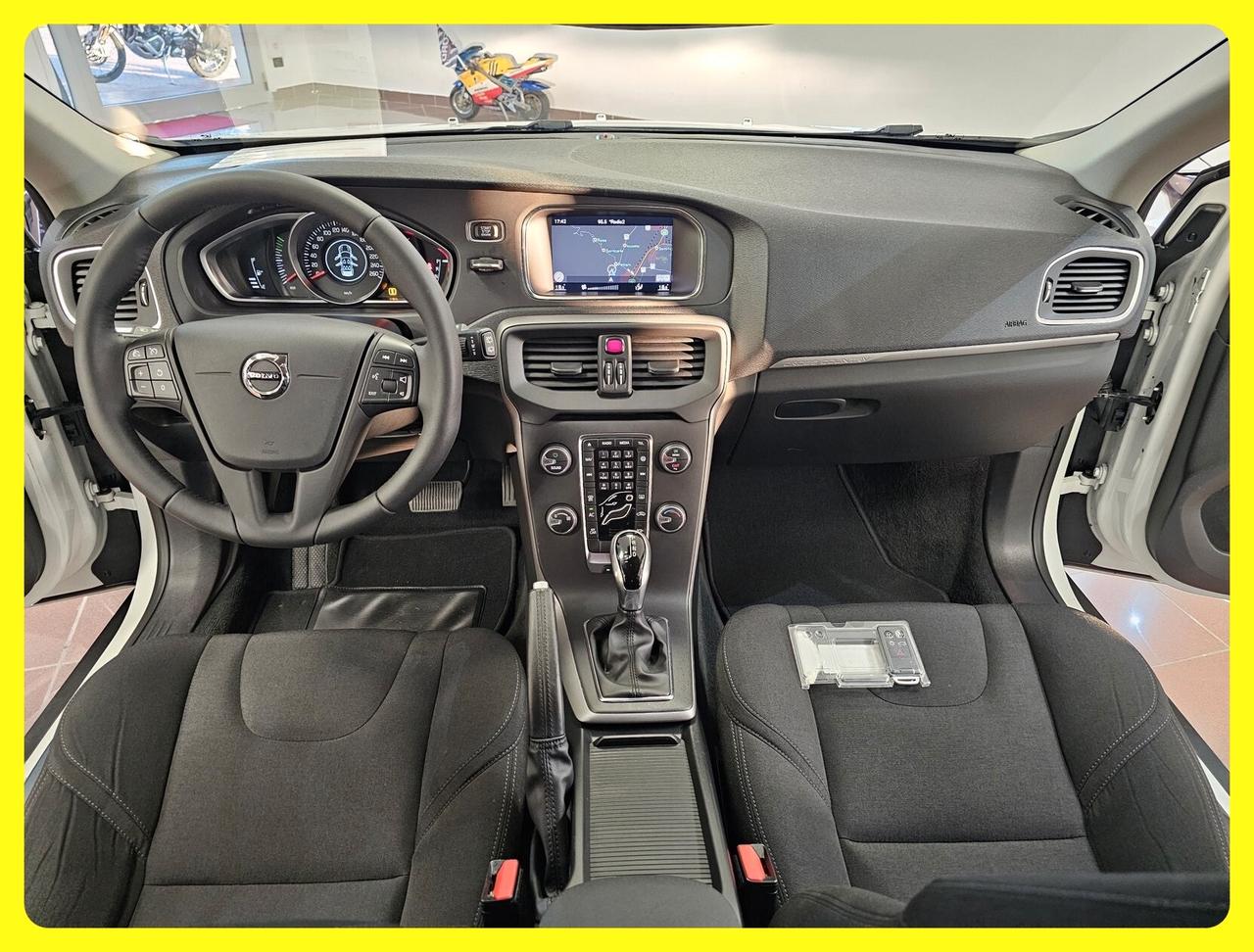 Volvo V40 Cross Country D2 Geartronic Business Plus