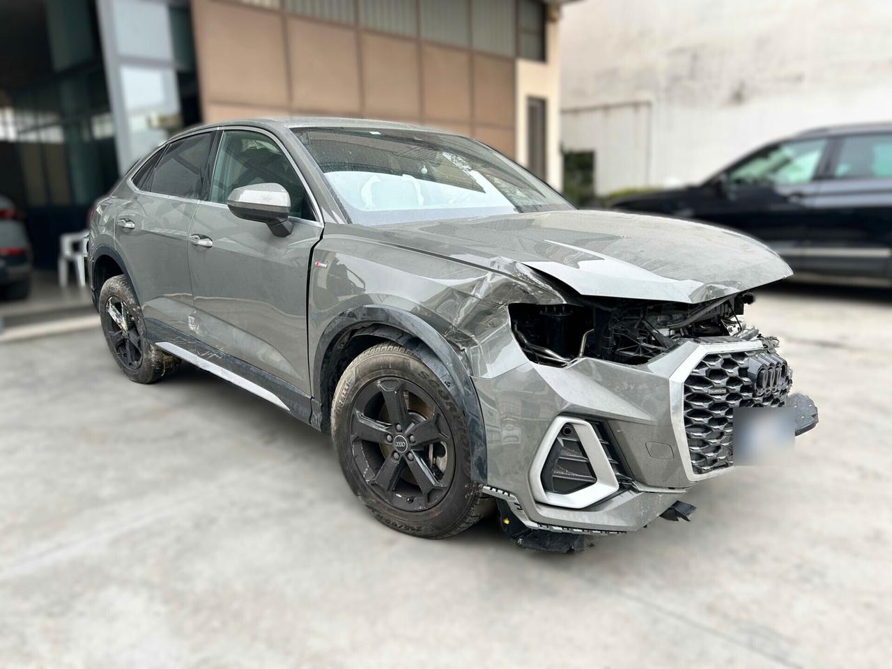 Audi Q3 SPB 2.0 TDI 190CV S-Tronic S-Line - 2019 Incidentata