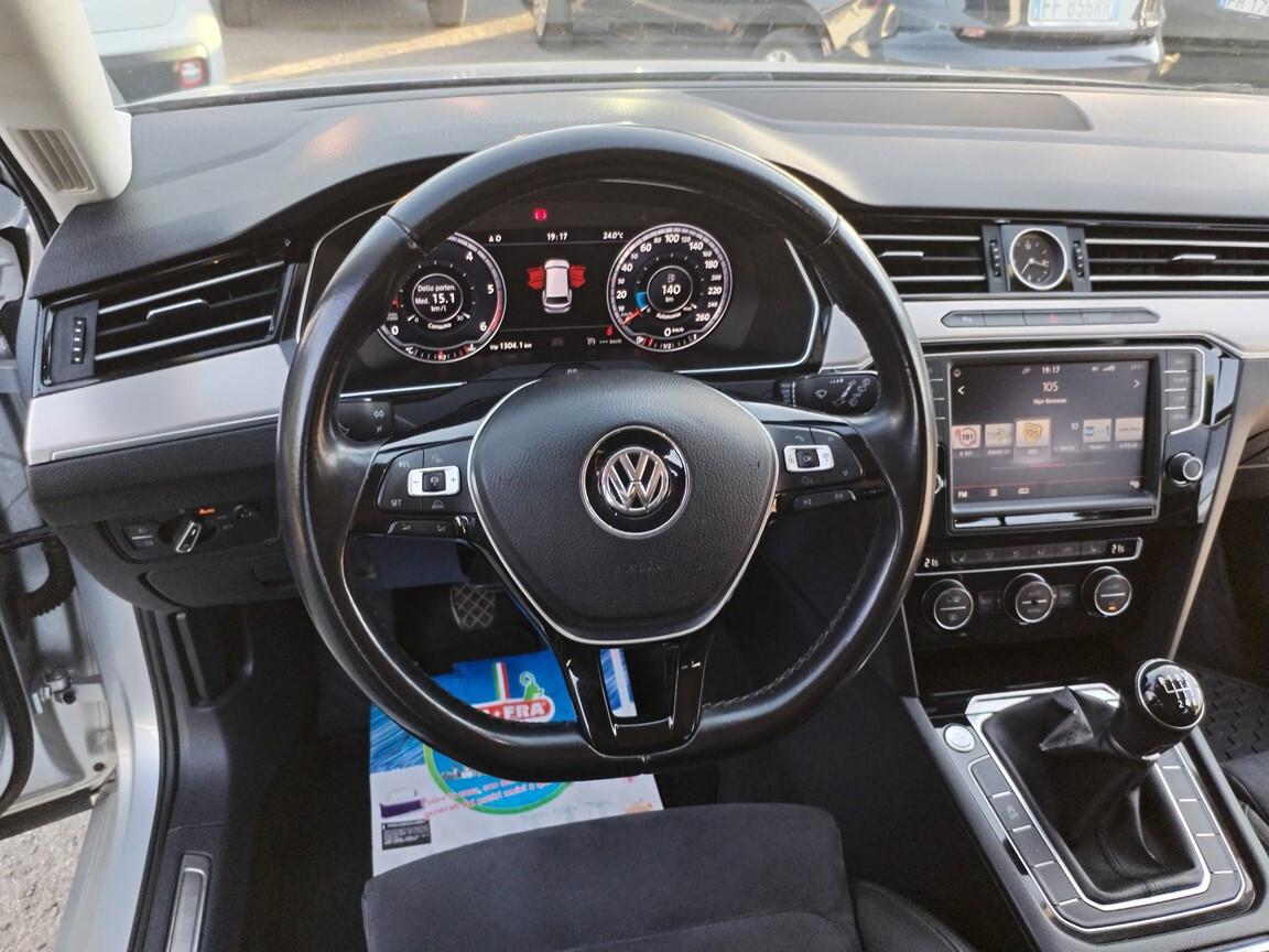 Volkswagen Passat SW 2.0 TDI Highline 10/2016 KM122000 UNIPRO MANUALE FULL SERVICE VW