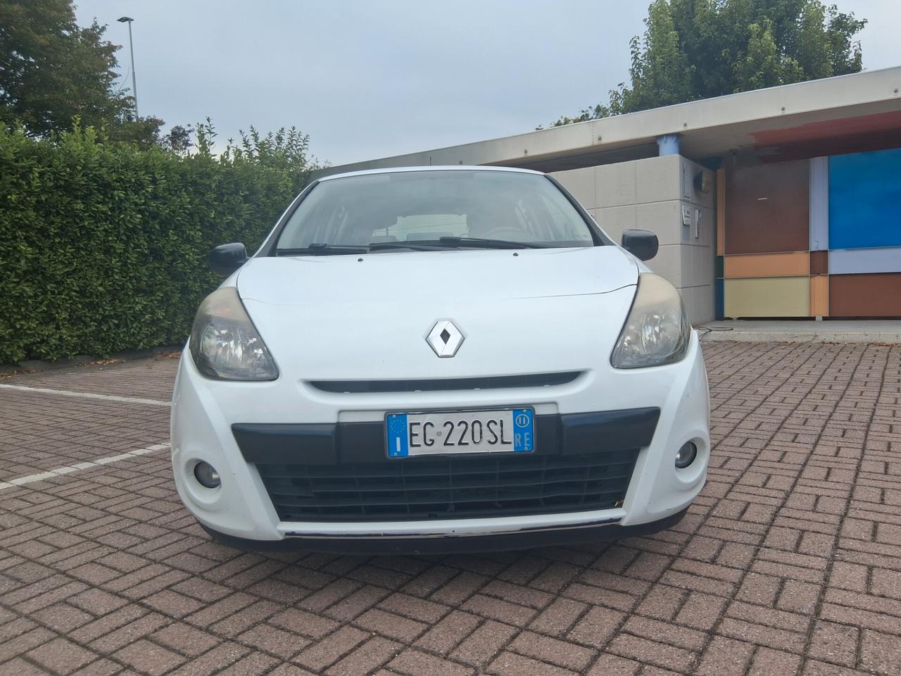 Renault Clio 1.2 16V 5 porte GPL Dynamique