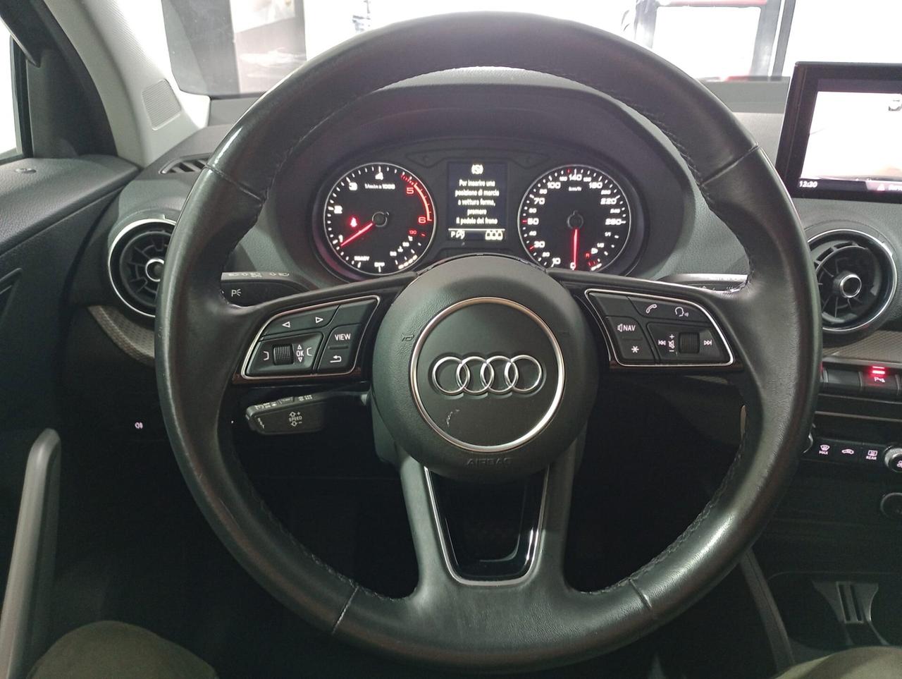 Audi Q2 30 TDI S tronic Identity Black 2022