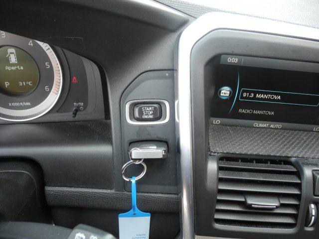 VOLVO XC60 D3 AWD Geartronic Summum autom.-UNICO PROPRIETARIO