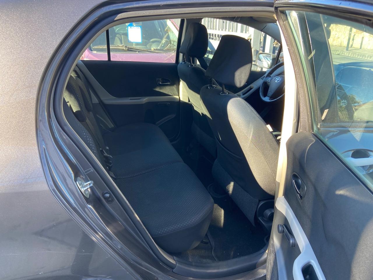 Toyota Yaris 1.4 D-4D DPF 5 porte