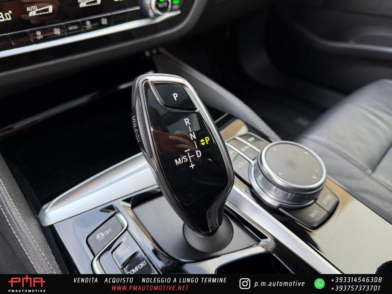 BMW 520d Touring Luxury Tetto Iva esposta