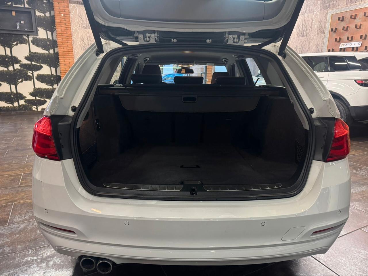 Bmw 320 320d xDrive Touring Business Advantage