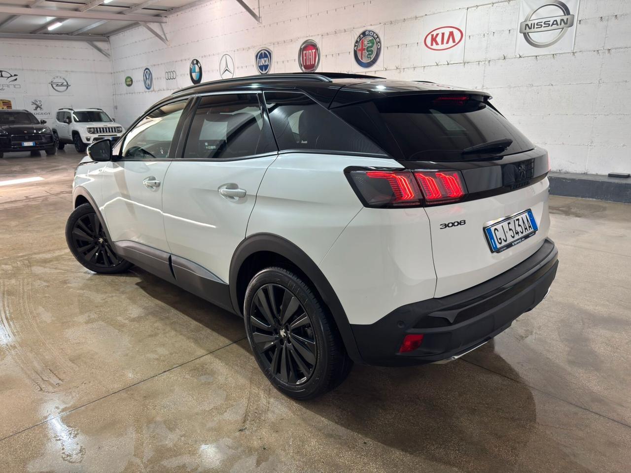 Peugeot 3008 BlueHDi 130 S&S EAT8 Active Pack