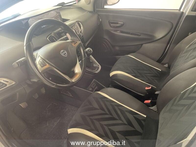 Lancia Ypsilon III 2015 Benzina 1.2 Silver 69cv