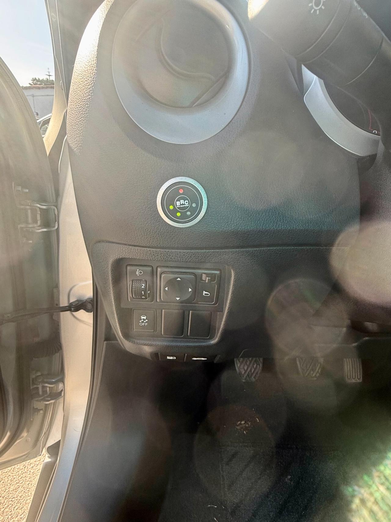 Nissan Juke 1.6 GPL Eco Acenta