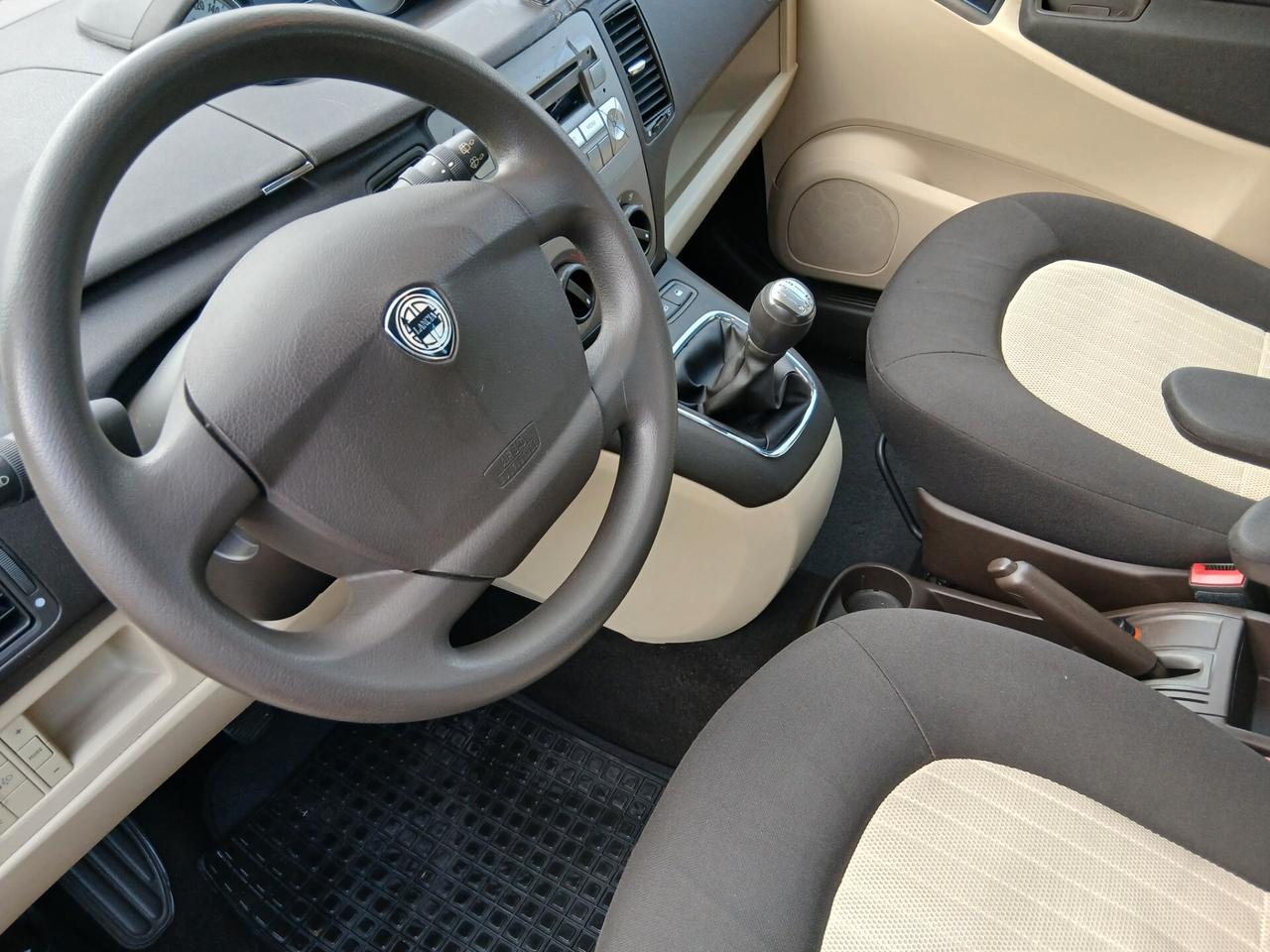 Lancia MUSA 1.3 Multijet 16V 90 CV Platino Plus